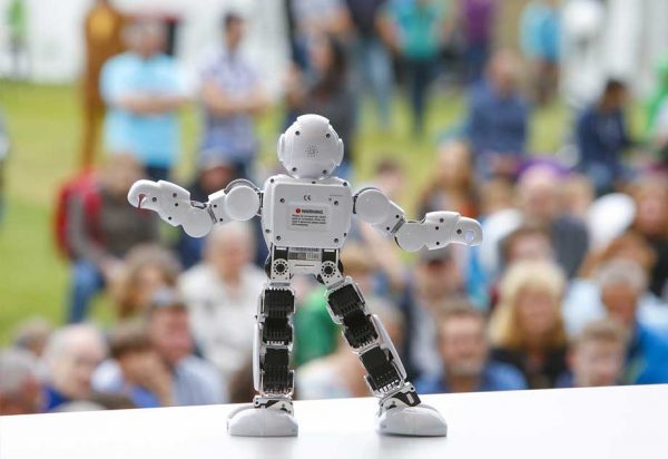 Vortrag, Show und Referat künstliche IntelligenzVortrag Zukunftskongress